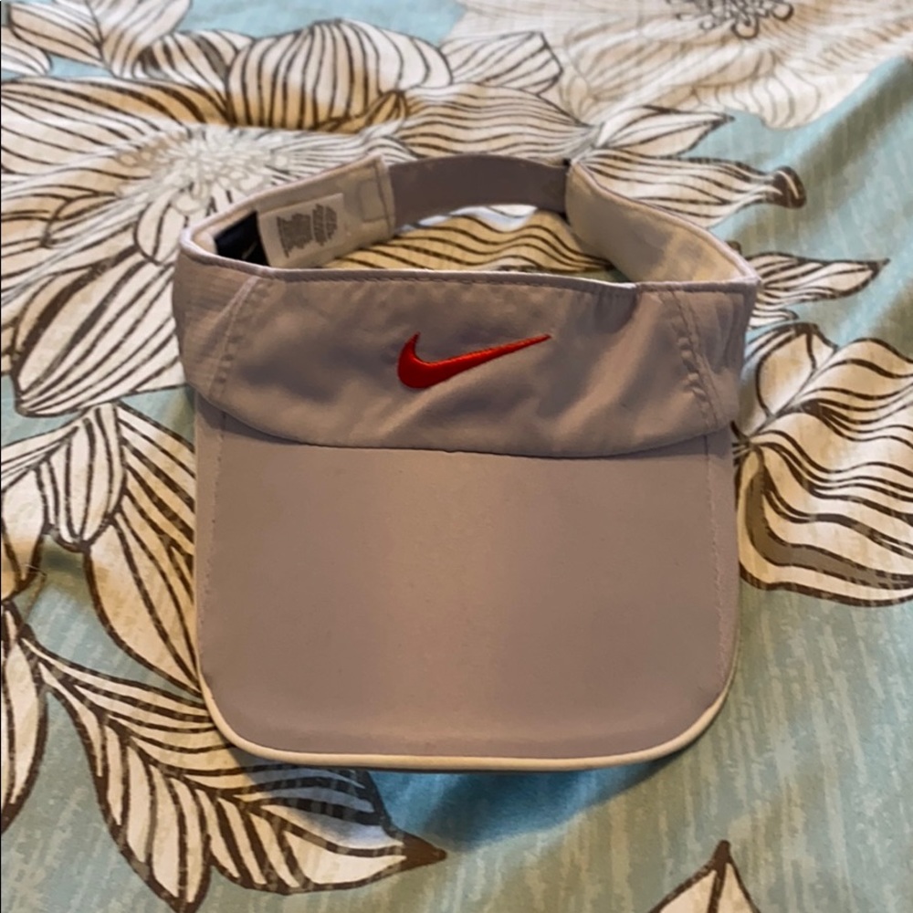 Nike Women’s Dri-Fit Visor